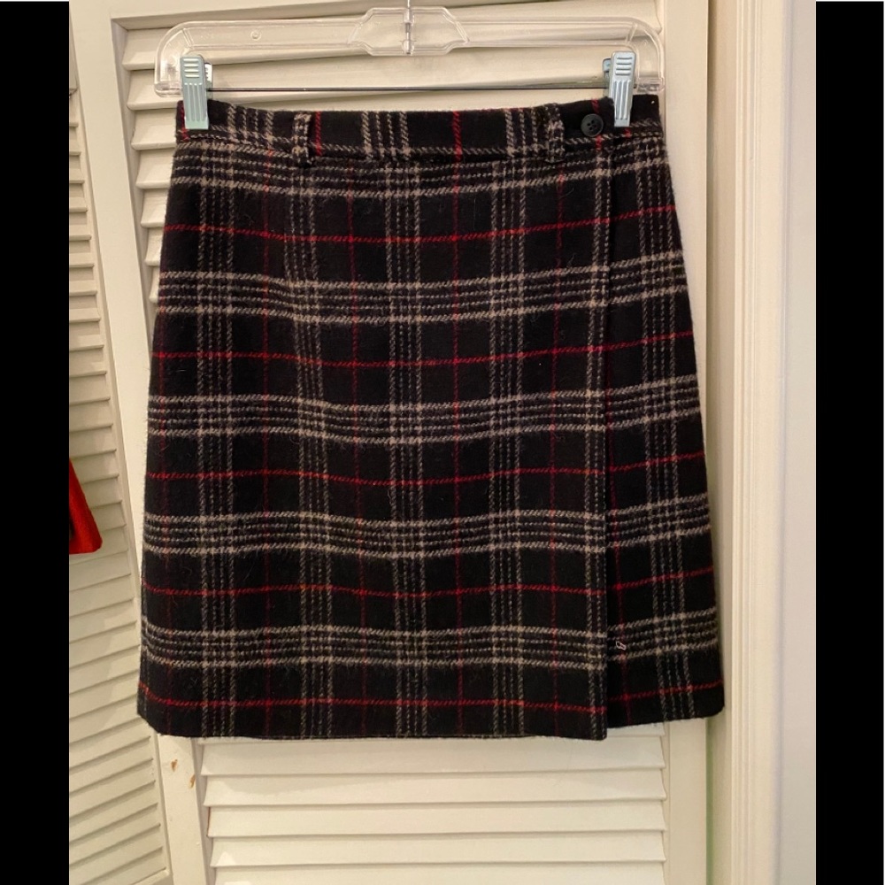 Chaos Black, Red, Creme Plaid Wrap Skirt 4P